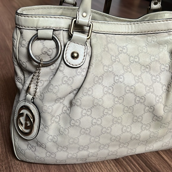 A 235 - 💯% authentic Gucci shoulder bag - Picture 3 of 16